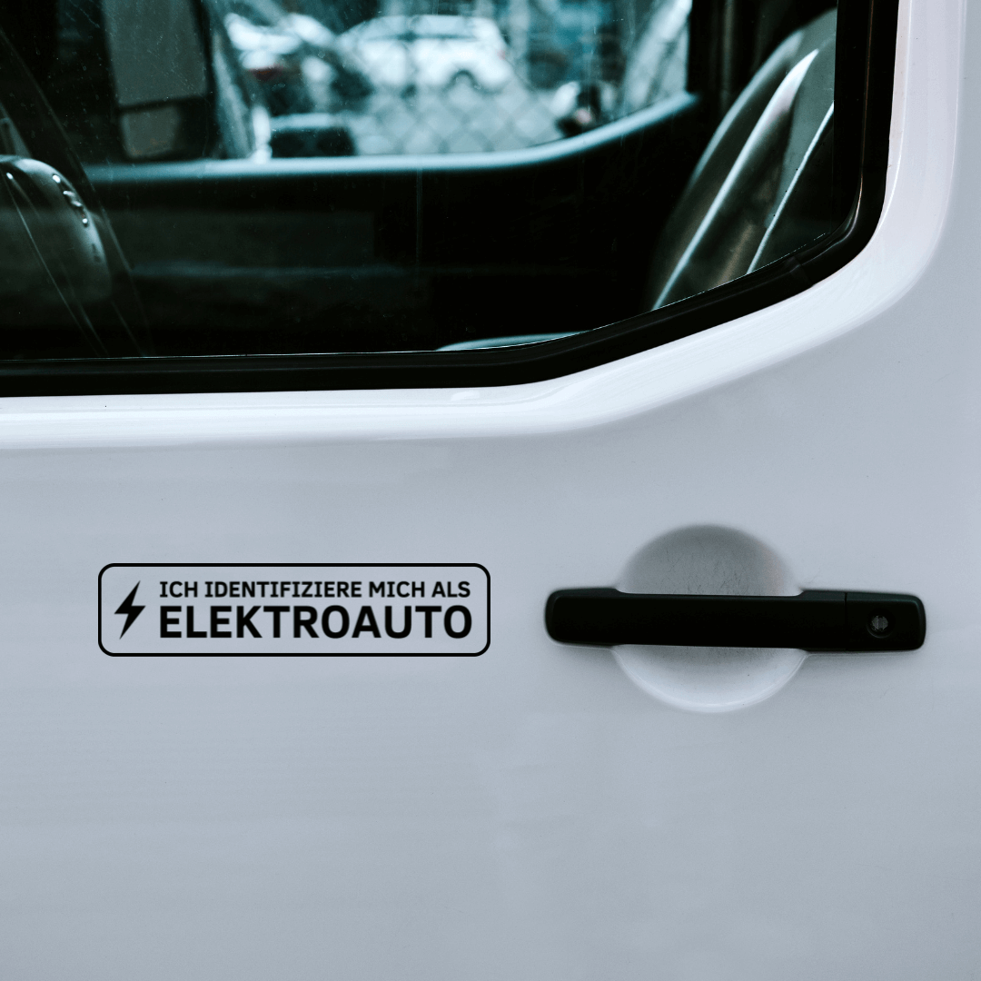 Autoaufkleber „Ich identifiziere mich als Elektroauto“