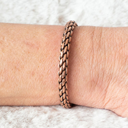 Magnetisches Kupferarmband geflochten